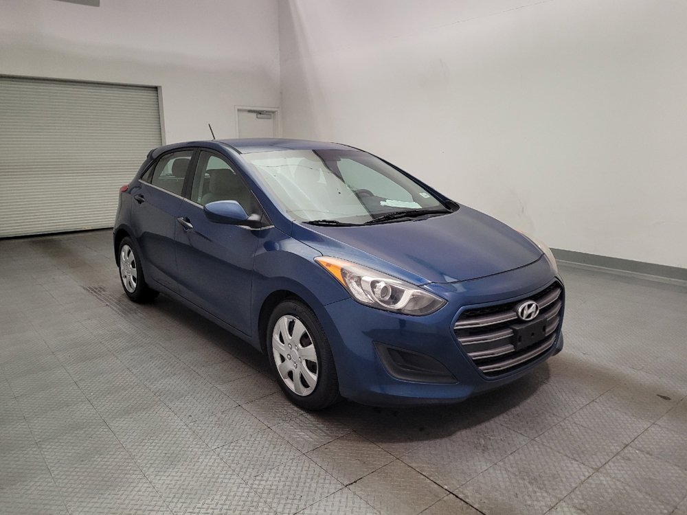 Used 2016 Hyundai Elantra GT FWD image 13