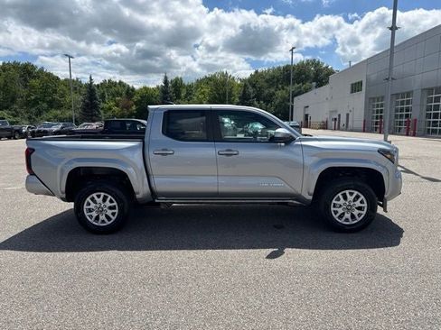 Used 2026 Toyota Tacoma 4x4 Double Cab image 13
