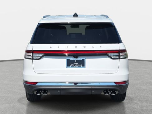 New 2026 Lincoln Aviator AWD image 6
