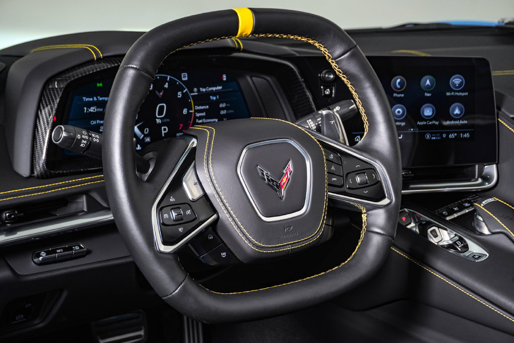 Used 2021 Chevrolet Corvette Stingray Premium Cpe w/ Z51 Performance Package RWD image 22