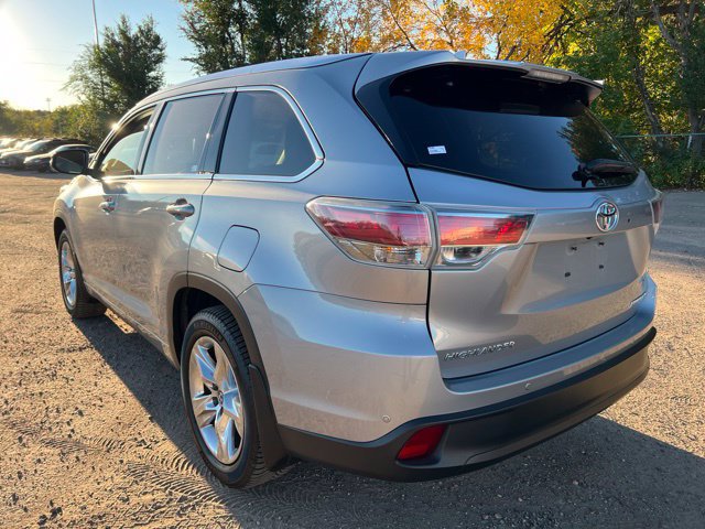 Used 2016 Toyota Highlander Limited AWD/4WD image 3