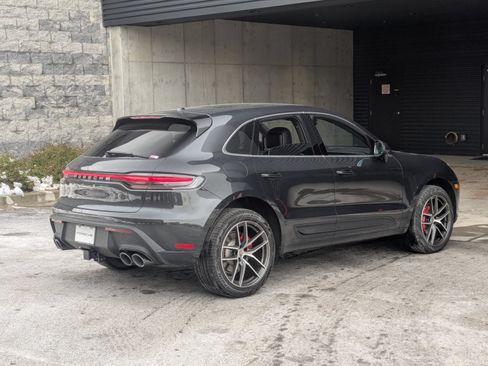 Certified 2026 Porsche Macan S AWD/4WD image 9