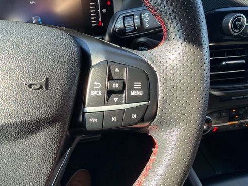 Used 2024 Ford Escape ST-Line image 32