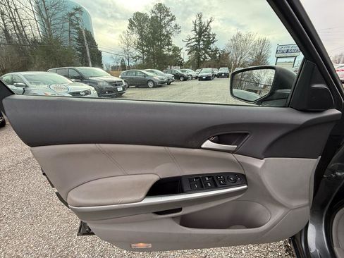 Used 2009 Honda Accord EX-L image 8