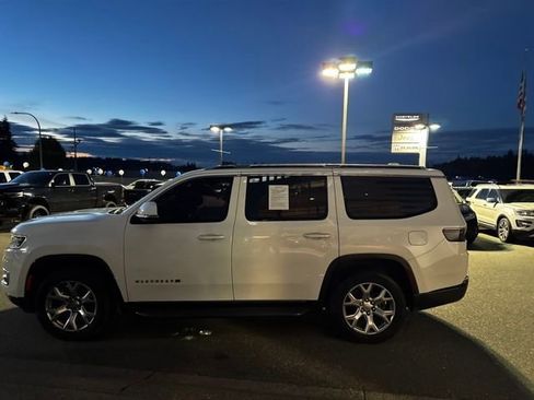 Used 2022 Jeep Wagoneer Series II image 5