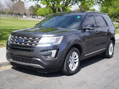 Used 2016 Ford Explorer XLT w/ Equipment Group 201A image 1