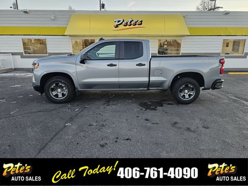 Used 2023 Chevrolet Silverado 1500 W/T w/ Trailering Package image 1
