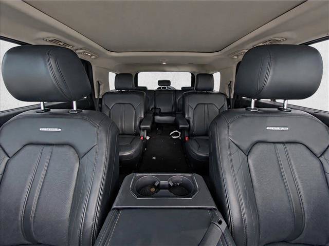 Used 2019 Ford Expedition Platinum AWD/4WD image 19