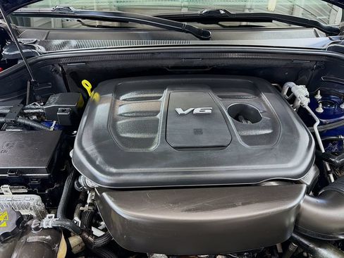 Used 2018 Jeep Grand Cherokee Limited AWD/4WD image 32