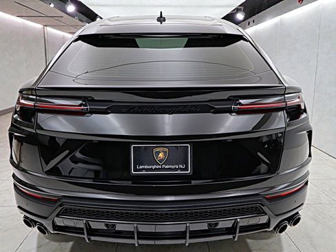 Used 2020 Lamborghini Urus image 12
