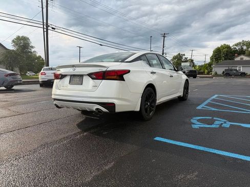 Used 2019 Nissan Altima 2.5 SL AWD/4WD image 3