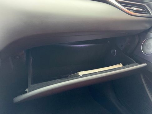 Used 2025 Genesis G70 2.5T w/ Sport Prestige Package image 34