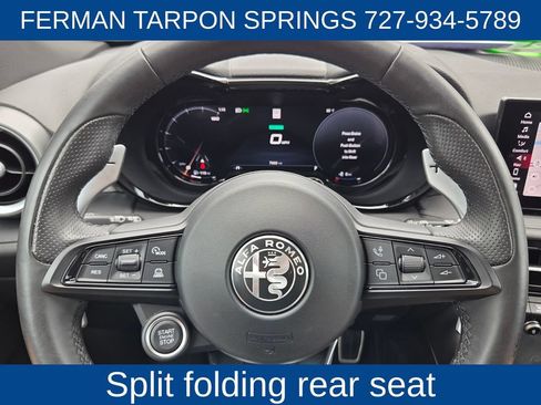 Used 2024 Alfa Romeo Tonale Veloce w/ Premium Interior Package AWD/4WD image 31