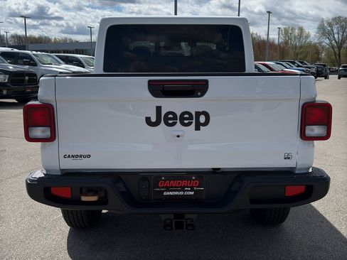 New 2026 Jeep Gladiator Sport AWD/4WD image 6