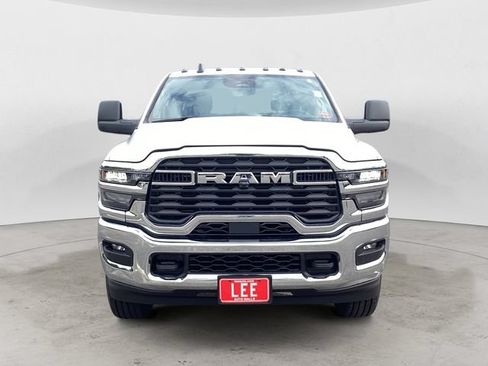 New 2026 RAM 2500 Tradesman w/ Chrome Appearance Group AWD/4WD image 9