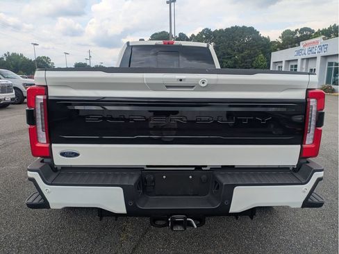 Used 2025 Ford F450 Platinum w/ FX4 Off-Road Package AWD/4WD image 6