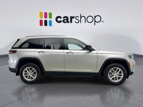 Used 2025 Jeep Grand Cherokee Laredo X w/ Luxury Tech Group I AWD/4WD image 6