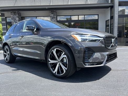 Used 2024 Volvo XC60 B5 Ultimate w/ Protection Package Premier image 6