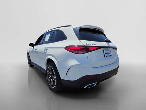Certified 2024 Mercedes-Benz GLC 300 4MATIC image 3