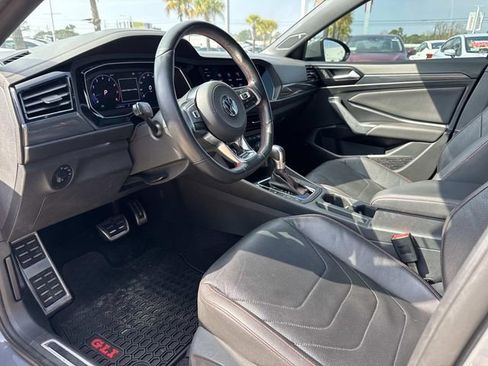 Used 2019 Volkswagen Jetta GLI Autobahn image 9