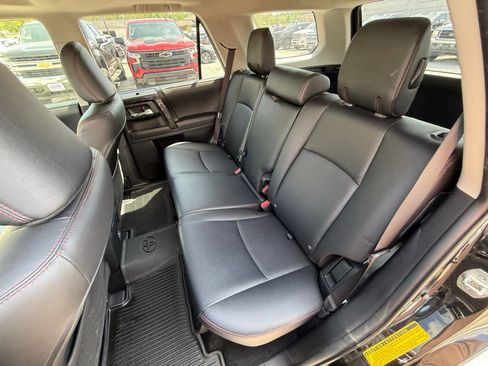 Used 2023 Toyota 4Runner TRD Off-Road Premium w/ Moonroof Package AWD/4WD image 26
