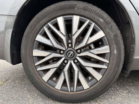 Used 2023 Nissan Altima 2.5 SV w/ SV Premium Package AWD/4WD image 6
