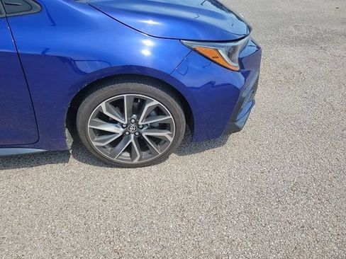 Used 2021 Toyota Corolla SE w/ Carpet Mat Package (TMS) FWD image 6