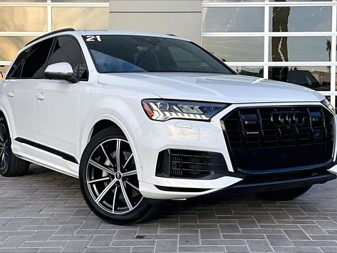 Used 2021 Audi Q7 3.0T Prestige w/ Prestige Package image 3