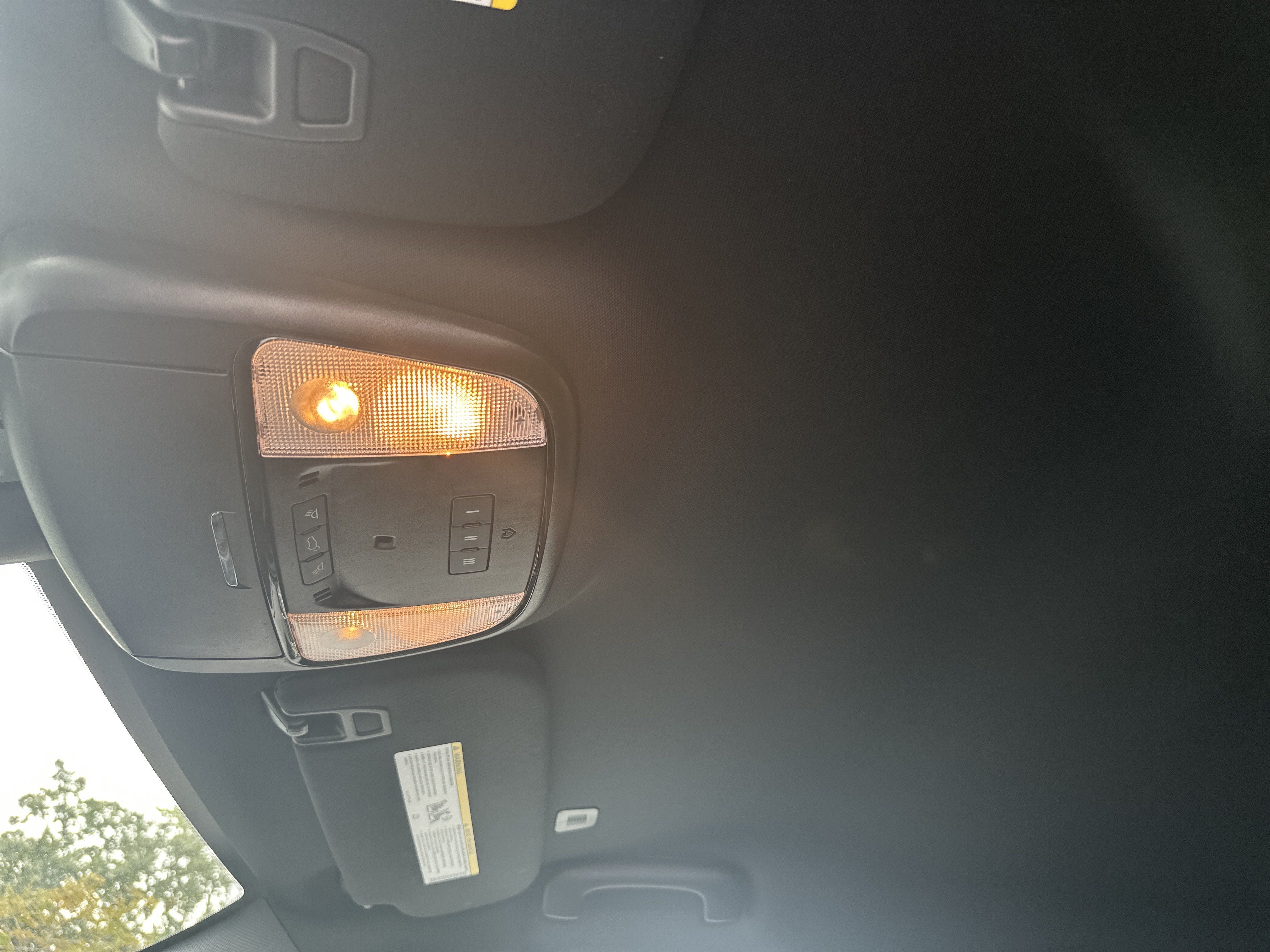 Used 2025 Dodge Durango GT w/ Blacktop Package RWD image 36