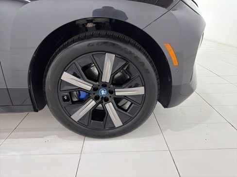 Used 2025 BMW iX xDrive50 w/ Premium Package image 43