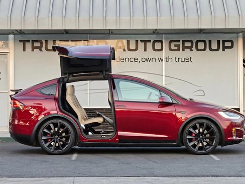 Used 2016 Tesla Model X Performance AWD/4WD image 5