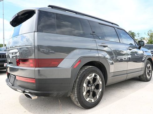 Used 2026 Hyundai Santa Fe SEL FWD image 2