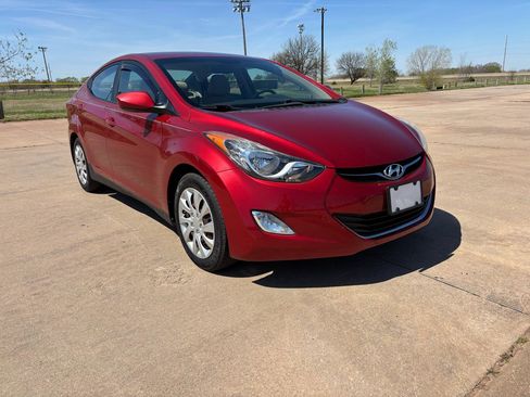 Used 2012 Hyundai Elantra GLS image 27