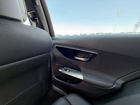 Used 2025 Mercedes-Benz C 300 Sedan image 18
