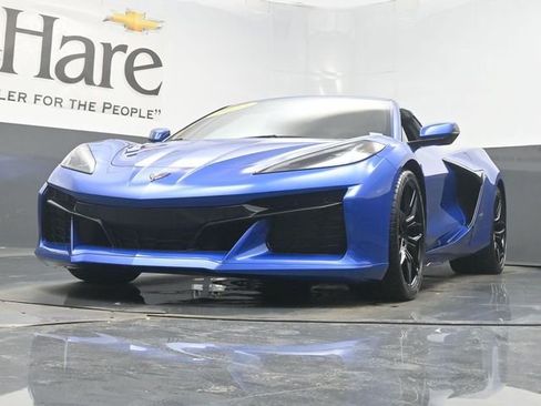 Used 2023 Chevrolet Corvette Z06 RWD image 4