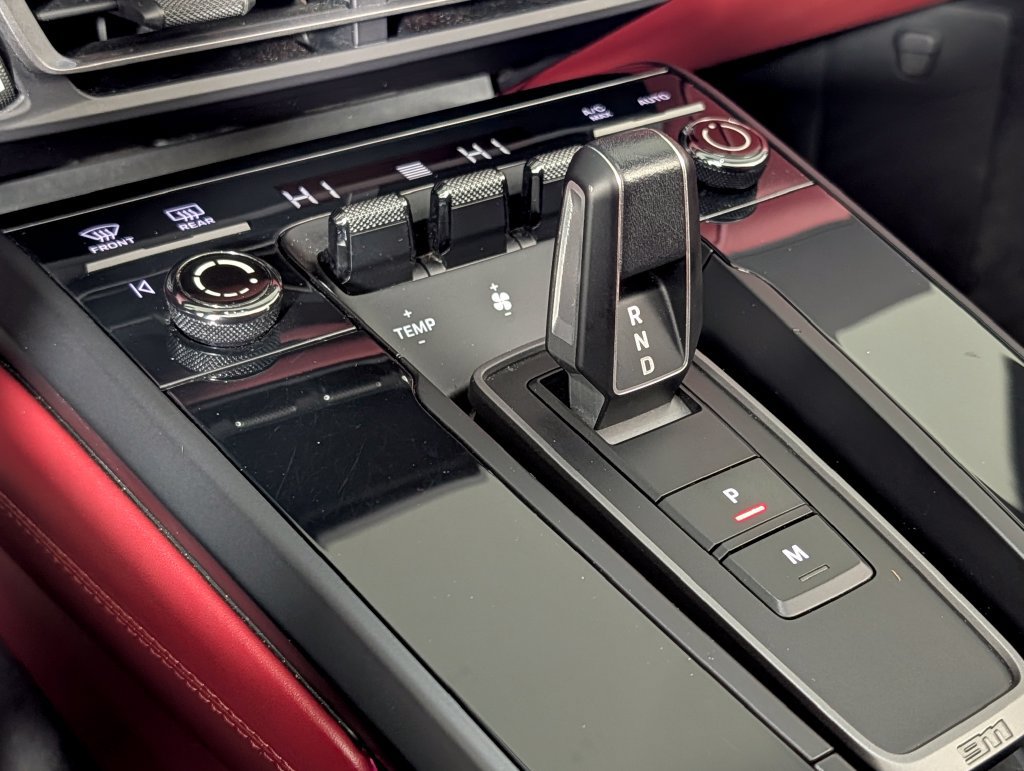 Certified 2022 Porsche 911 Targa 4 GTS AWD/4WD image 32