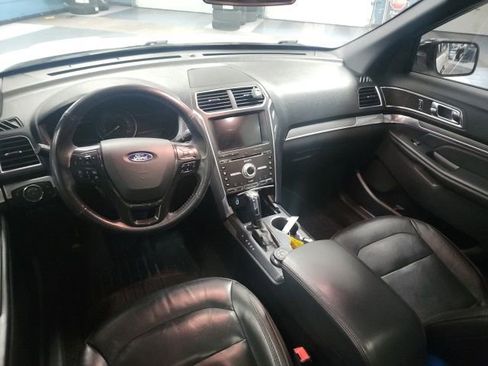 Used 2018 Ford Explorer Sport AWD/4WD image 10