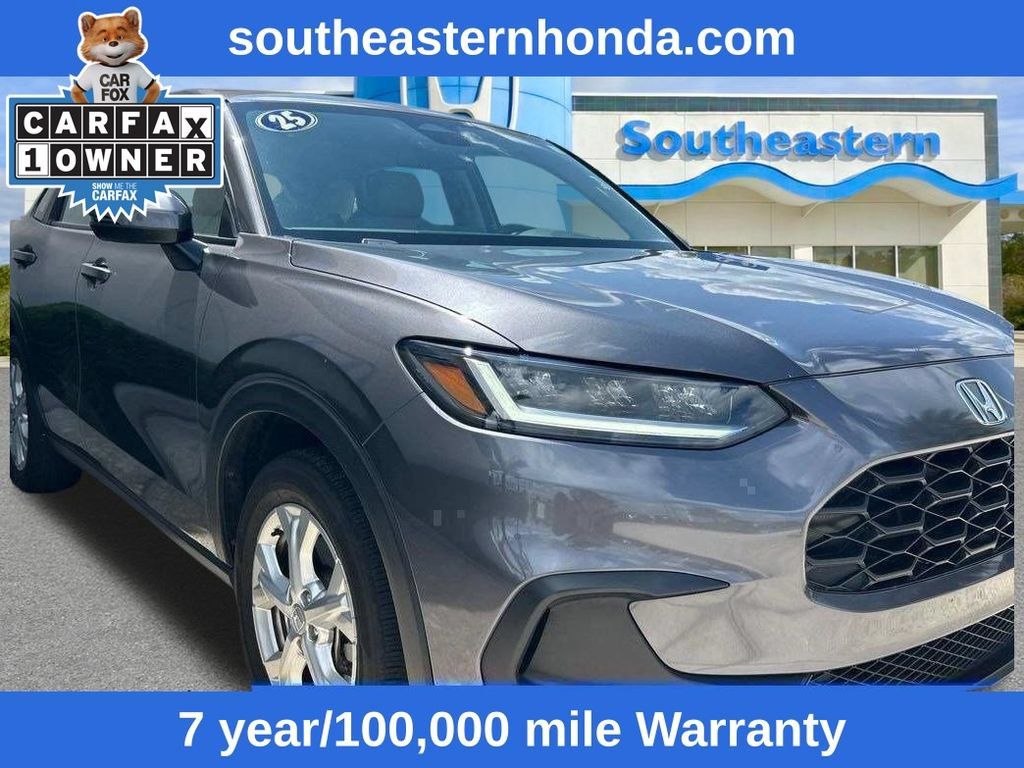 Certified 2025 Honda HR-V LX image 3