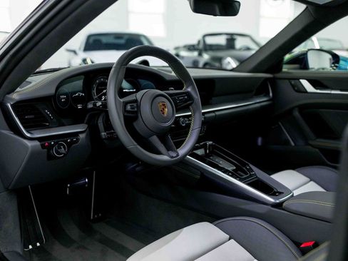 Used 2022 Porsche 911 Turbo S image 2