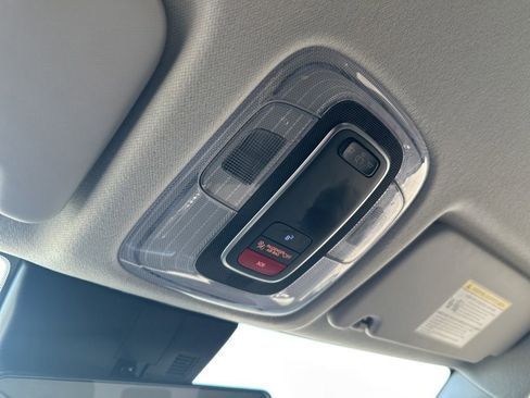 Used 2025 Hyundai Kona SEL FWD image 27