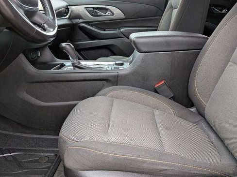 Used 2019 Chevrolet Traverse LT AWD/4WD image 12
