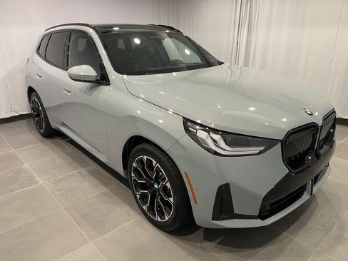 New 2026 BMW X3 xDrive30 w/ Premium Package image 3