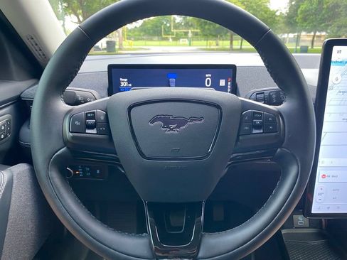 Used 2024 Ford Mustang Mach-E Premium RWD image 21