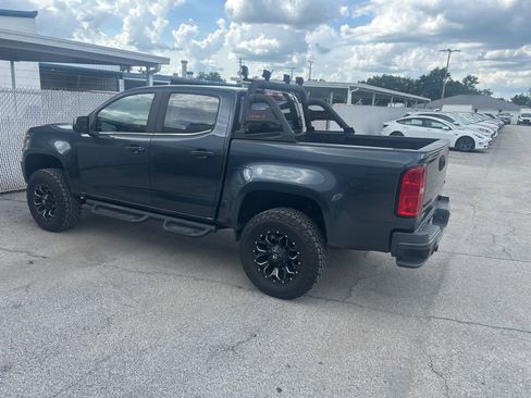 Used 2019 Chevrolet Colorado LT RWD image 3