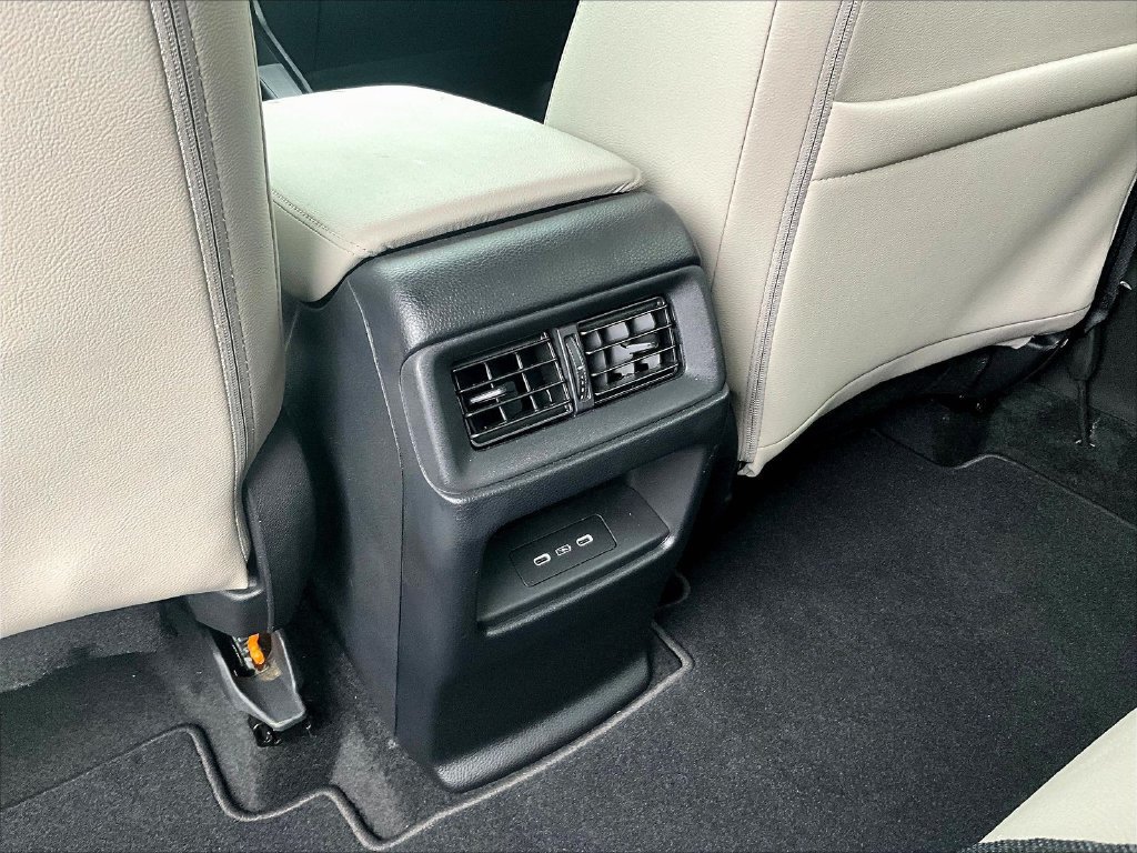 Used 2026 Honda CR-V EX-L image 11