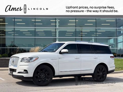 Used 2023 Lincoln Navigator Reserve AWD/4WD image 1