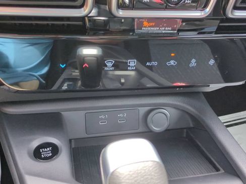 New 2026 Nissan Sentra SV w/ Floor Mat Package FWD image 18