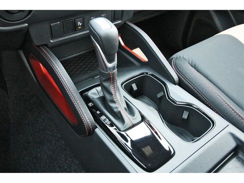 New 2025 Nissan Frontier PRO-4X w/ Interior Protection Package image 26