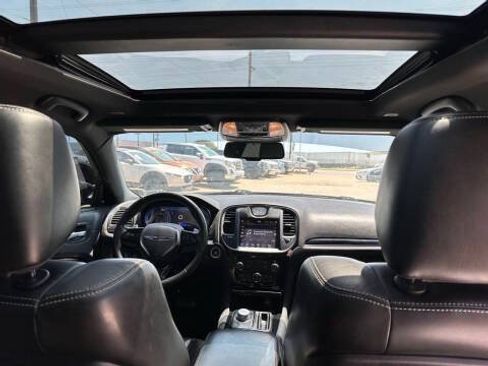 Used 2020 Chrysler 300 S RWD image 14