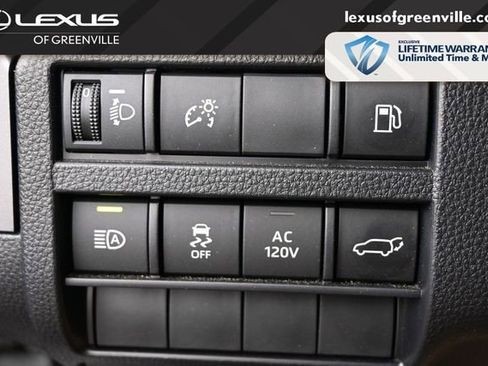 Used 2025 Toyota 4Runner TRD Off-Road Premium AWD/4WD image 15